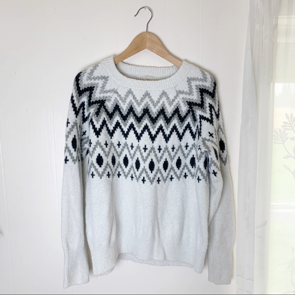 Target A New Day White Geo Sweater